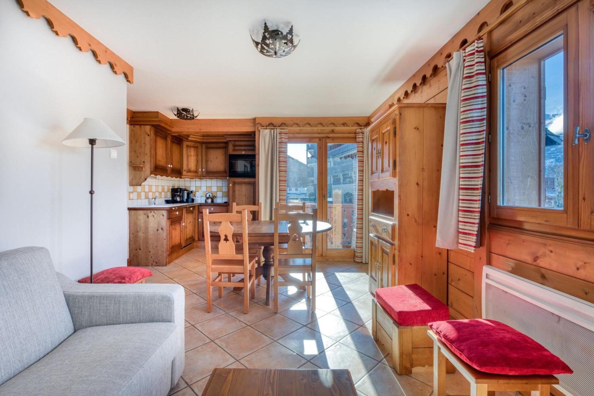 Residence Les Fermes Du Soleil - Maeva Home Les Carroz d'Araches Room photo